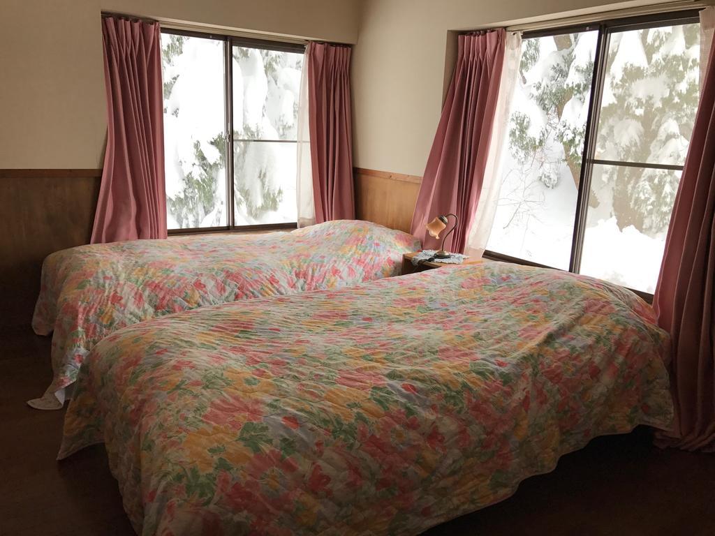 North Point Lodge Minamiuonuma Экстерьер фото