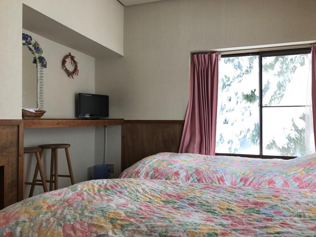 North Point Lodge Minamiuonuma Экстерьер фото